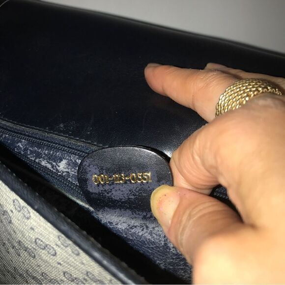 Gucci vintage navy micro Gg and black leather bag - Picture 8 of 16